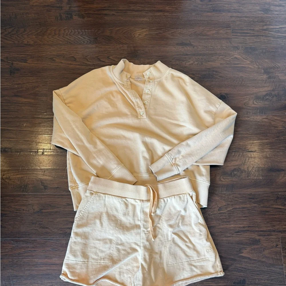 CALIA by Carrie Underwood Baby Yellow Lounge Set - Picture 1 of 4